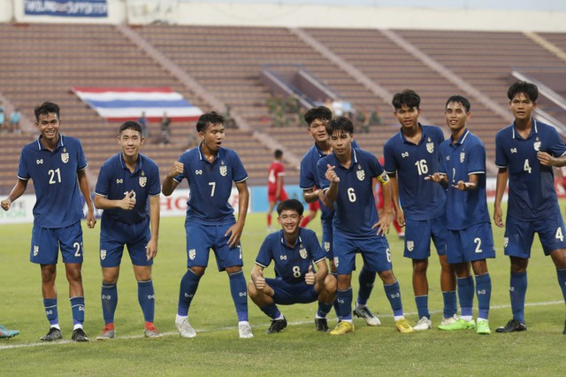 Nhọc nhằn hạ đội bóng Nam Á, tuyển Thái Lan tạm thở phào trong cuộc tranh vé với Việt Nam - Ảnh 2.