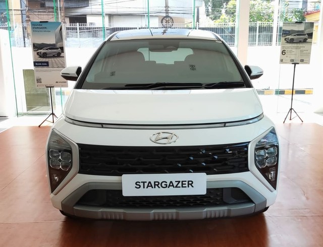 Đại lý bắt đầu nhận cọc Hyundai Stargazer: Nhiều trang bị ấn tượng, phép thử dành cho Xpander và Veloz Cross - Ảnh 1.