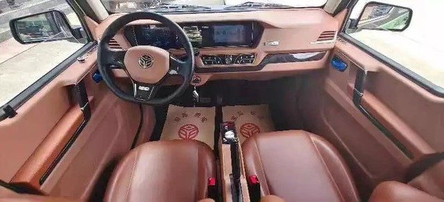 Ô tô điện Trung Quốc "nhái" Mercedes G-Class, bán sỉ với giá chỉ từ 90 triệu đồng - Ảnh 1.