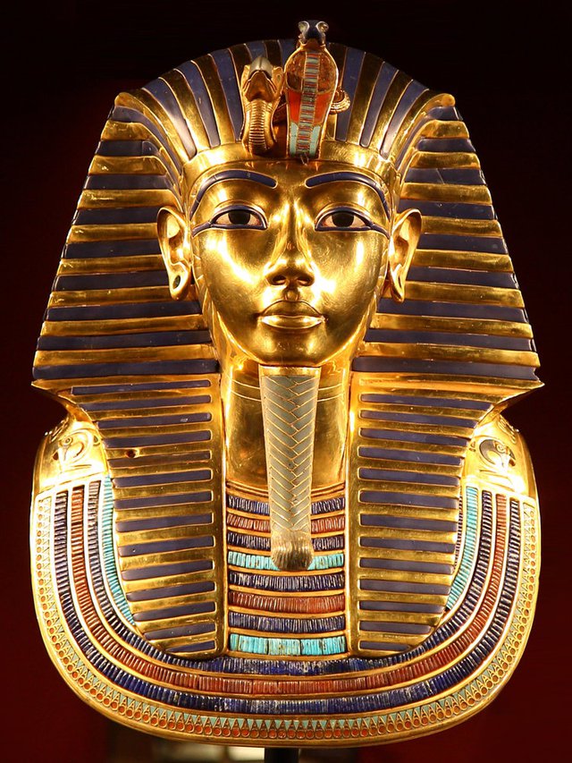 Bí ẩn đằng sau mặt nạ vàng: Pharaoh Tutankhamun trông thế nào? - Ảnh 1.