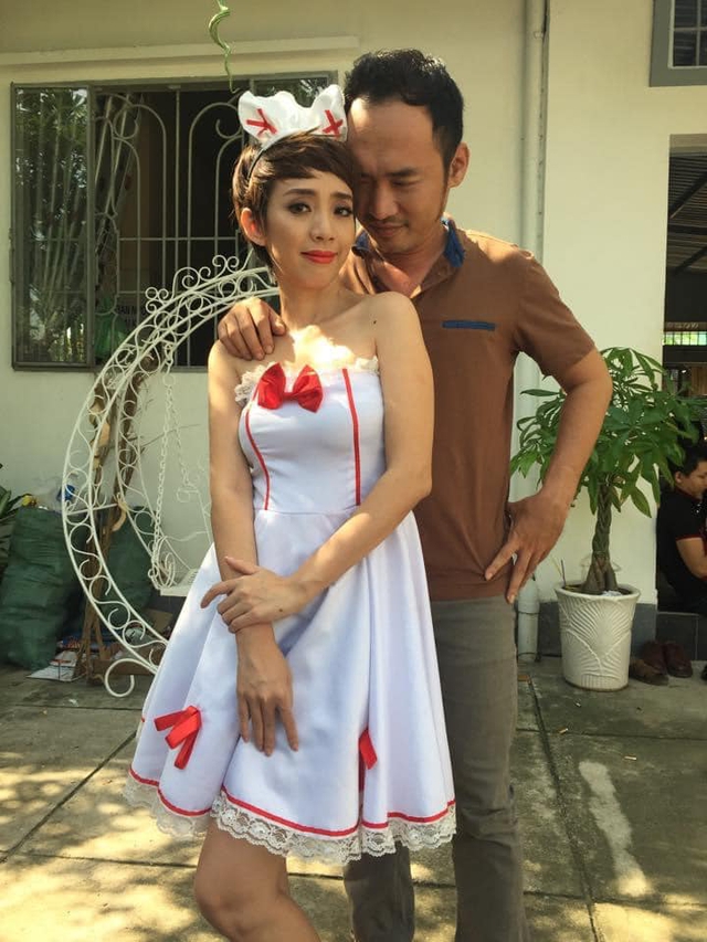 Cầu hôn bằng bánh bao 15 nghìn, cặp vợ chồng sao Việt có hôn nhân viên mãn suốt một thập kỷ  - Ảnh 2.