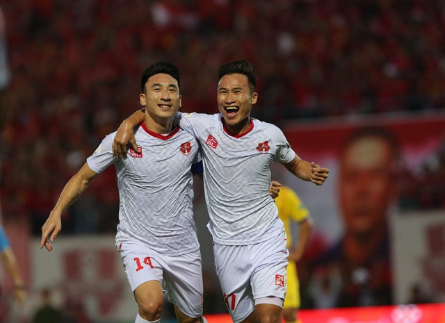 Cầu thủ Hà Nội FC hạnh phúc ngày vô địch V.League 2022 sớm 1 vòng đấu - Ảnh 8.