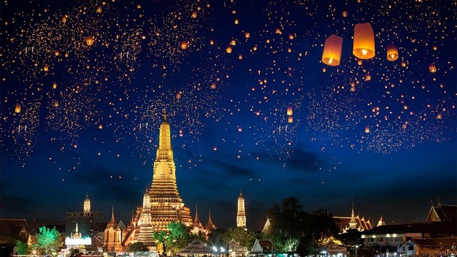 Ngôi chùa phủ một màu trắng ở Thái Lan, có gì mà lại thu hút du khách đến thế? - Ảnh 1.