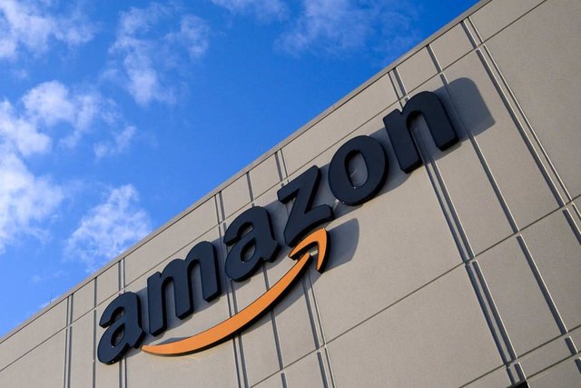 Amazon chuẩn bị sa thải số lượng nhân sự lớn nhất từ trước đến nay - Ảnh 1.