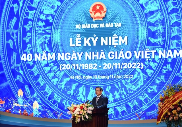 Thủ tướng Phạm Minh Chính: Chăm lo tốt nhất cả về vật chất và tinh thần để đội ngũ nhà giáo yên tâm công tác và cống hiến - Ảnh 2.