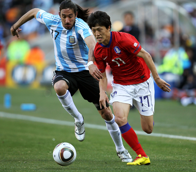 Kỳ tích châu Á ở World Cup: Đội tuyển Hàn Quốc và hành trình quả cảm tại World Cup 2010 - Ảnh 1.