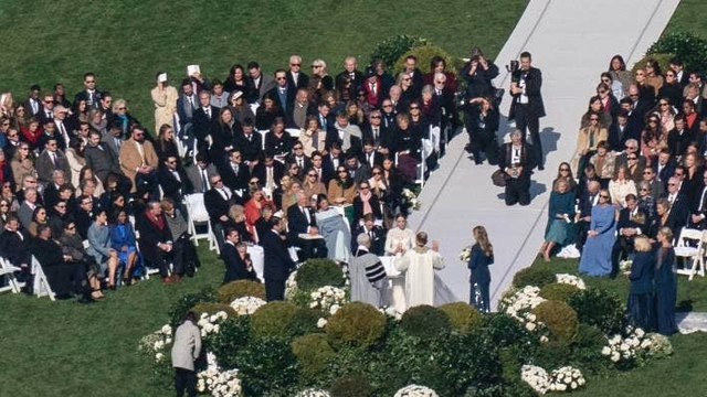 Đám cưới Nhà Trắng đầu tiên sau nhiều năm: Cháu gái Tổng thống Biden xinh đẹp trong hôn lễ riêng tư  - Ảnh 6.