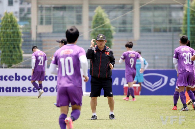 HLV Park Hang-seo tiết lộ kế hoạch chuẩn bị cho AFF Cup 2022 của đội tuyển Việt Nam - Ảnh 4.