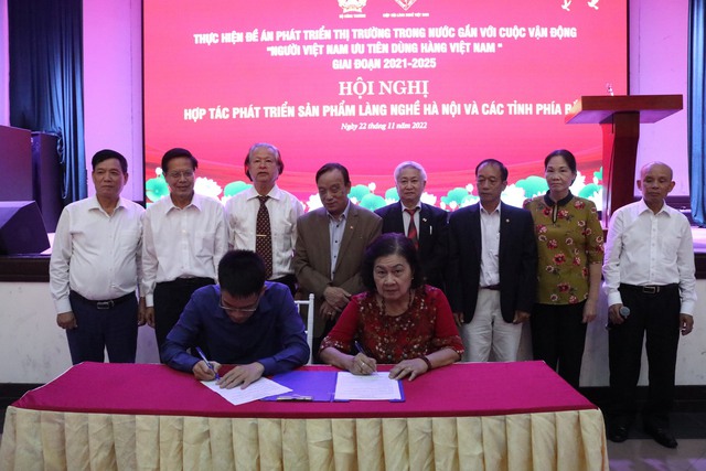 Mở rộng hợp tác phát triển sản phẩm làng nghề Hà Nội và các tỉnh phía Bắc - Ảnh 5.