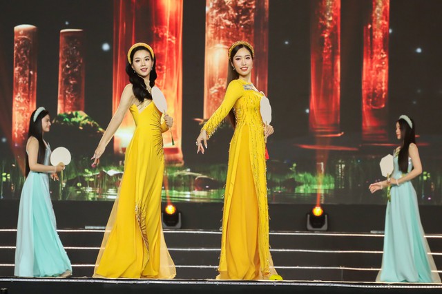 Toàn cảnh Chung khảo Hoa hậu Việt Nam: Bùng nổ với loạt phần thi hấp dẫn, Top 35 chính thức lộ diện - Ảnh 5.