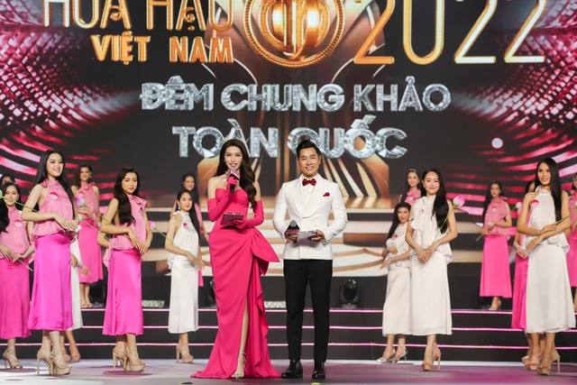 Toàn cảnh Chung khảo Hoa hậu Việt Nam: Bùng nổ với loạt phần thi hấp dẫn, Top 35 chính thức lộ diện - Ảnh 3.