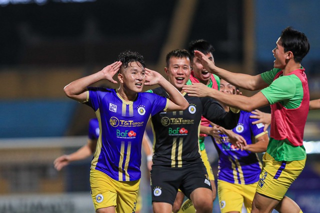 Đoàn Văn Hậu lập siêu phẩm, Hà Nội FC lên ngôi vô địch Cúp Quốc gia - Ảnh 5.