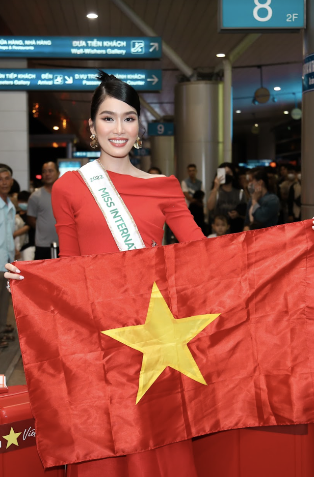 Á hậu Phương Anh lên đường chinh chiến Miss International, dàn Hậu đến dự - Ảnh 3.