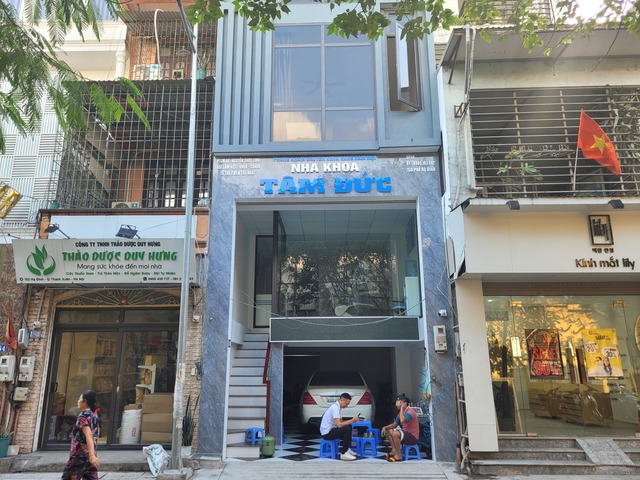 Chuyện về quán trà đá ở Hà Nội có mặt bằng &quot;tiền tỷ&quot;, chủ quán chỉ &quot;bán vì đam mê&quot; - Ảnh 1.