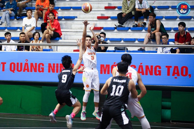 Tổng kết ngày 2 bóng rổ Đại hội Thể thao toàn quốc 2022: Sóc Trăng đánh bại TP.HCM - Ảnh 3.