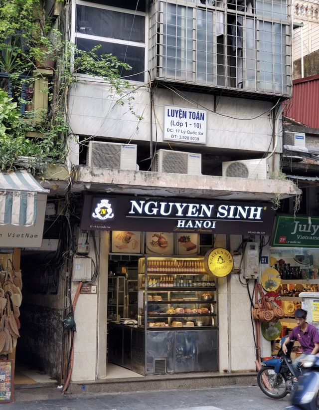 Những món ăn bình dân có giá cao ngất ngưởng ở Hà Nội, gây nhiều tranh cãi nhưng vẫn cực hút khách - Ảnh 4.