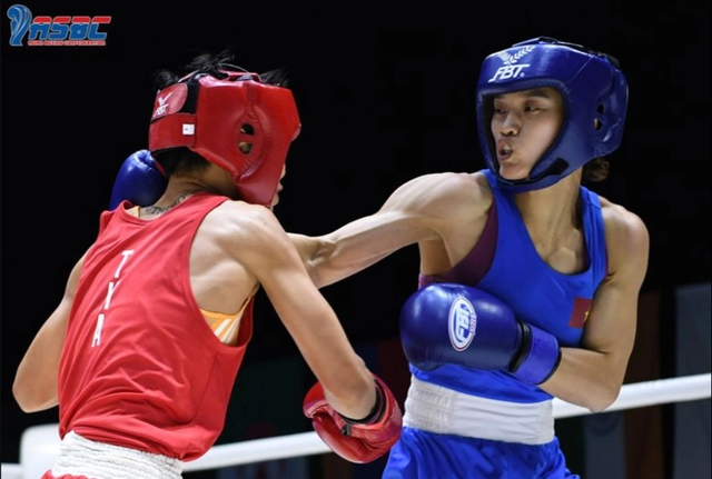 Nguyễn Thị Tâm vượt qua hạt giống số 1, lọt vào bán kết giải vô địch boxing châu Á - Ảnh 1.