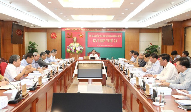 Kỷ luật Chủ tịch UBND các tỉnh Thanh Hoá, Nam Định - Ảnh 1.