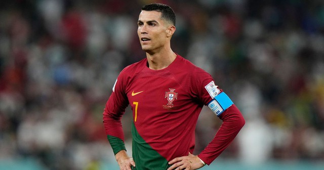 “Đội tuyển Anh nên bố trí hai cầu thủ kèm Mbappe; Bồ Đào Nha giàu năng lượng hơn khi cất Ronaldo” - Ảnh 5.