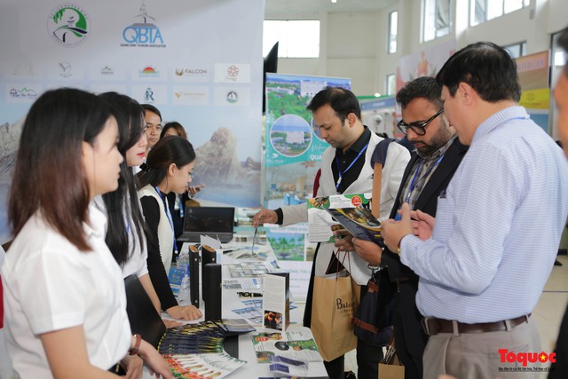 Hơn 3.600 lượt mua bán, trao đổi tại Hội chợ Du lịch quốc tế Đà Nẵng 2022 - Ảnh 2.