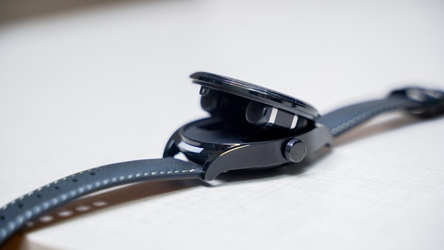 Huawei ra mắt smartwatch kiêm tai nghe không dây, giá 10,1 triệu đồng - Ảnh 4.