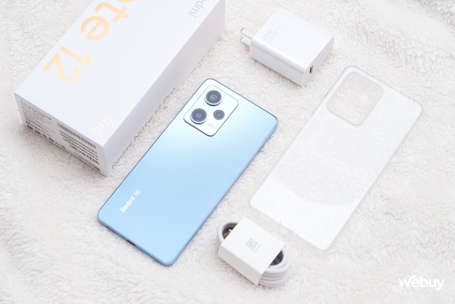Trên tay Redmi Note 12 Pro tại VN: Thiết kế vuông vắn, chip Dimensity 1080 mới, giá chỉ từ 6 triệu đồng - Ảnh 1.