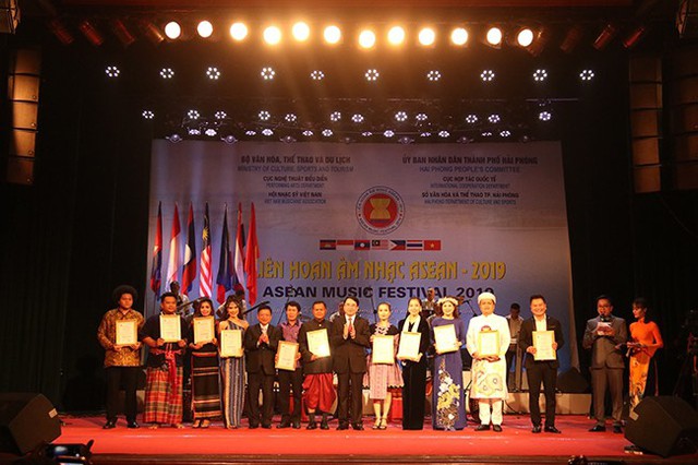 Liên hoan Âm nhạc ASEAN - 2022: giới thiệu nghệ thuật truyền thống Việt Nam với bạn bè quốc tế - Ảnh 2.
