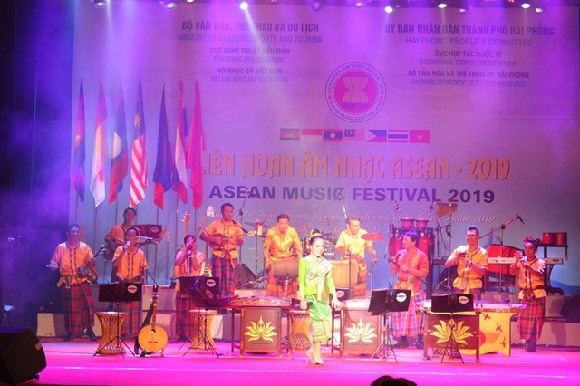 Liên hoan Âm nhạc ASEAN - 2022: giới thiệu nghệ thuật truyền thống Việt Nam với bạn bè quốc tế - Ảnh 3.