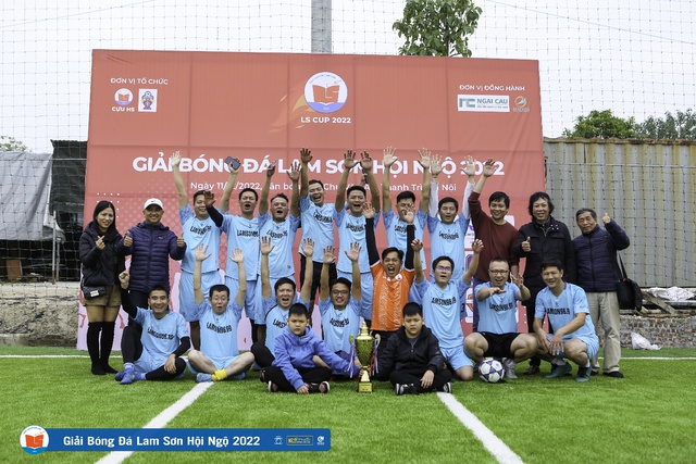Giải bóng đá Cúp Lam Sơn hội ngộ 2022 thành công tốt đẹp - Ảnh 4.