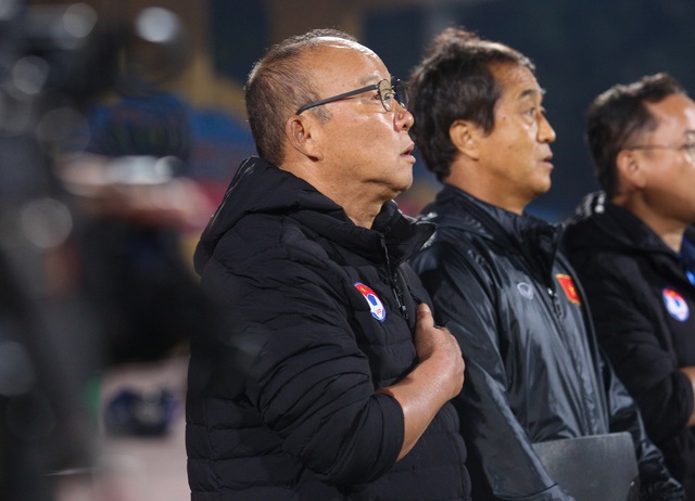Văn Quyết ghi bàn phút bù giờ giúp đội tuyển Việt Nam thắng 1-0 Philippines - Ảnh 8.