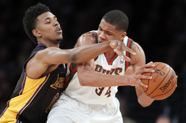 Lakers của Kobe Bryant và những đội bóng NBA tệ nhất thập kỷ qua - Ảnh 5.