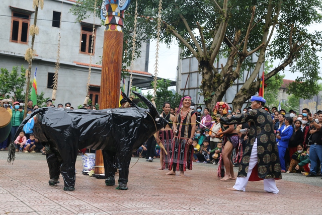 Thừa Thiên Huế: Già làng, trưởng bản, người có uy tín góp phần phát triển kinh tế, xã hội ở địa bàn miền núi - Ảnh 3.