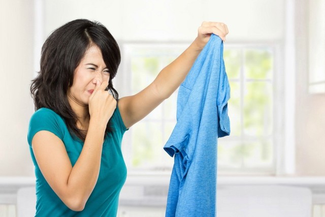 Chuyên gia chỉ ra 10 lý do bạn nên dùng giấm trong việc làm sạch quần áo - Ảnh 2.