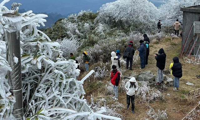 Đi hết Việt Nam qua những nơi &quot;nhất&quot;: Sapa chưa phải nơi lạnh nhất! - Ảnh 3.