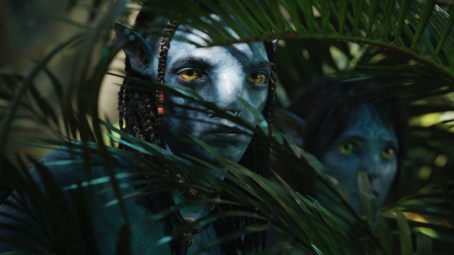 Băn khoăn từ Avatar 2: Ai là bố đẻ của Kiri và chuyện gì đã xảy ra với những người Omaticaya? - Ảnh 9.