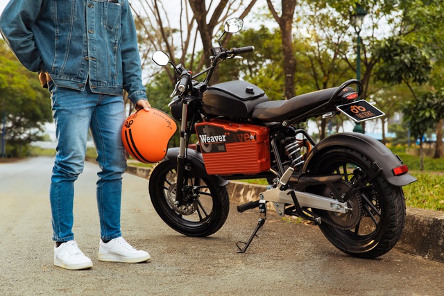 Cận cảnh mẫu xe máy điện mới, no pin đi 200km, sạc 1 tiếng đi 100km - Ảnh 4. Cận cảnh mẫu xe máy điện mới, no pin đi 200km, sạc 1 tiếng đi 100km - Ảnh 4.