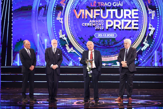Giải thưởng 3 triệu đô của VinFuture 2022 thuộc về 5 nhà khoa học về &quot;công nghệ mạng toàn cầu&quot;! - Ảnh 2.