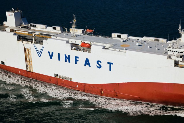 Tàu chở 999 xe điện VinFast VF 8 đã tới Mỹ - Ảnh 4.