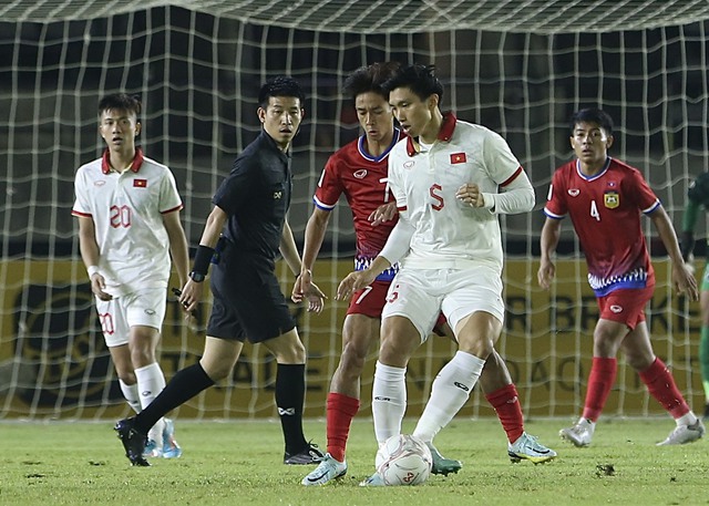 Tiến Linh &quot;mở tài khoản&quot; cho đội tuyển Việt Nam tại AFF Cup 2022 - Ảnh 7.