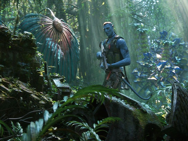 Chuyện hậu trường Avatar 2: Đạo diễn hết lặn 10 km xuống lòng đại dương để tìm cảm hứng lại tự mình &quot;phân thân&quot; vào từng nhân vật - Ảnh 4.