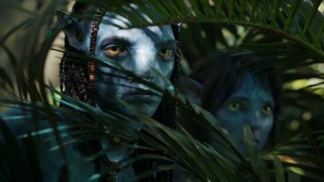 Chuyện hậu trường Avatar 2: Đạo diễn hết lặn 10 km xuống lòng đại dương để tìm cảm hứng lại tự mình &quot;phân thân&quot; vào từng nhân vật - Ảnh 3.