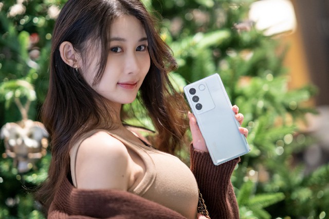 vivo S16 series ra mắt: Thiết kế trẻ trung, camera selfie 50MP có đèn flash kép, giá từ 7 triệu đồng - Ảnh 1.