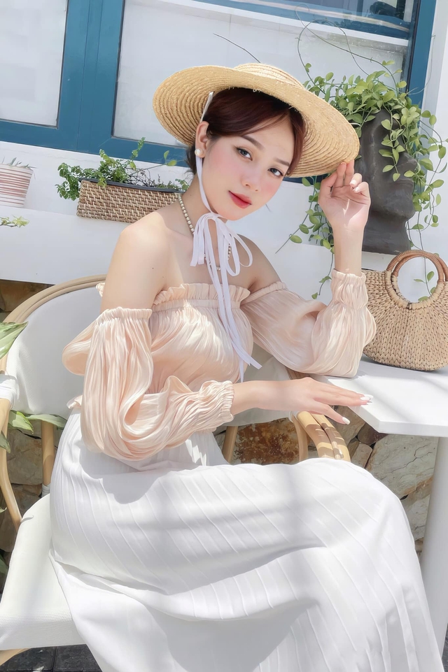 gu thời trang đời thường dễ thương của Hoa hậu Huỳnh Thị Thanh Thủy  - Ảnh 5.