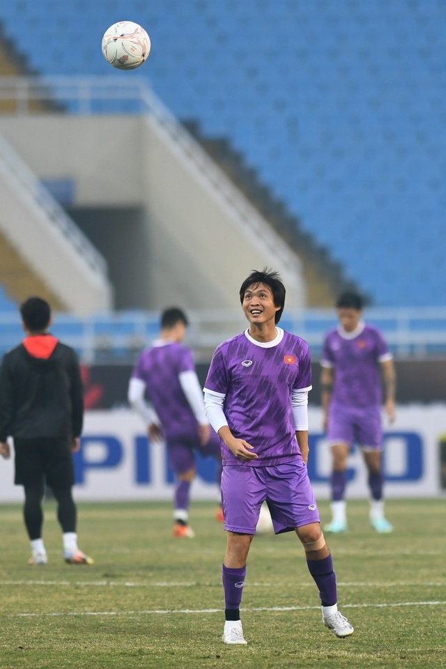 HLV Park Hang-seo dặn dò Văn Lâm kỹ càng, trầm ngâm trước trận quyết chiến với ĐT Malaysia  - Ảnh 8.