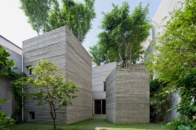 6 ngôi nhà sở hữu kiến trúc độc đáo và kỳ lạ nhất thế giới: ngôi nhà bê tông cốp pha tre của Việt Nam nhận được giải thưởng danh giá - Ảnh 4.