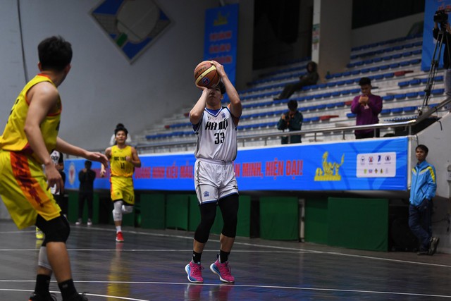 Tổng kết ngày 2/12 Bóng rổ Đại hội Thể thao toàn quốc 2022: Ấn định thành tích của một số đội bóng nữ - Ảnh 6.