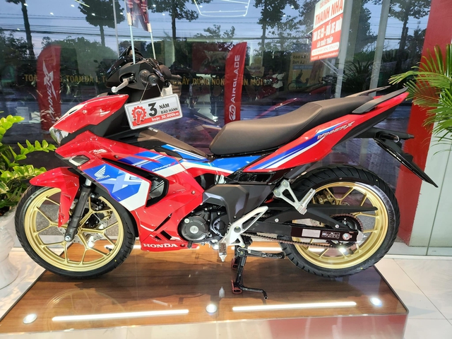 Honda Winner X 2023 bản thể thao cực &quot;ngầu&quot; về đại lý, Exciter 155 dè chừng - Ảnh 4.