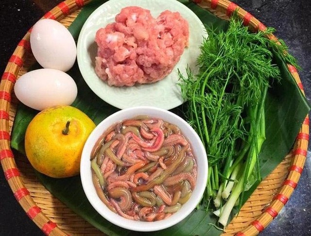 Món ăn độc nhất chỉ Việt Nam mới có, lúc chưa chế biến nhiều người nhìn sẽ phải “rùng mình” - Ảnh 2.