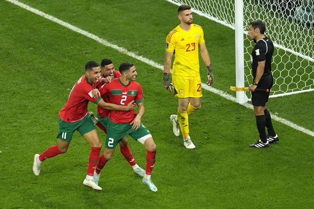 World Cup 2022: Kỳ tích Morocco là thành quả ngọt ngào từ lối đá &quot;biết mình biết người&quot; - Ảnh 2.