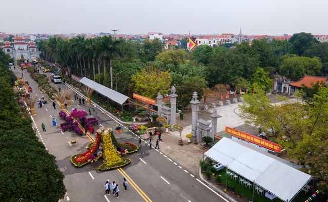 Nghệ nhân trồng hoa Mê Linh, Hà Nội tất bật chuẩn bị cho lễ hội hoa 2022 - Ảnh 3.